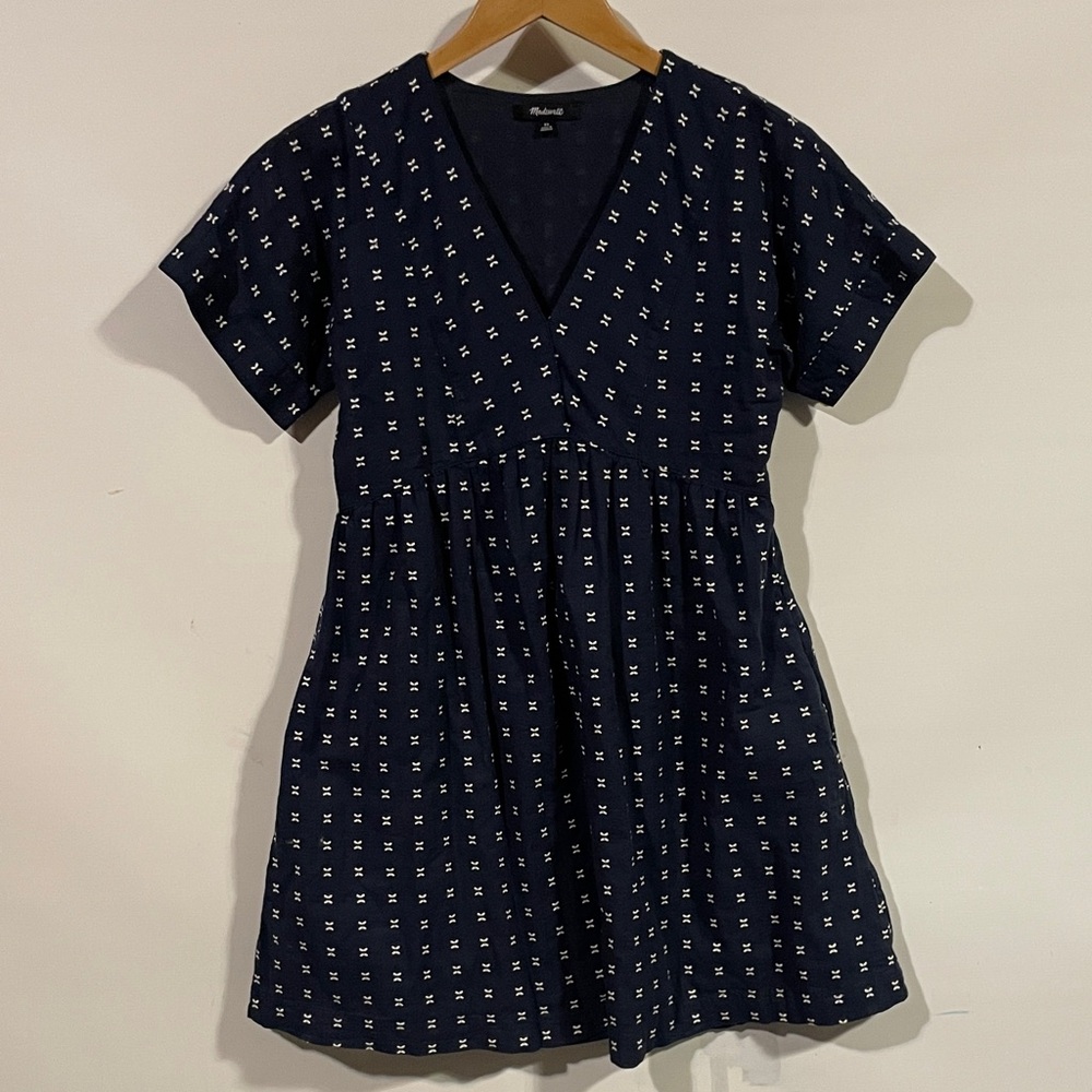 Madewell Navy Blue Short Sleeve Midi Dress with White Dot Pattern